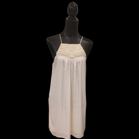 H&M Dresses & Skirts - H&M Ladies Shift Dress